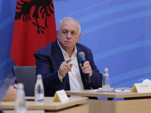 Landfilli i mbetjeve në Përmet/ Shehu: Ndaloni këtë projekt! Nëse vazhdon do të jetë… tritan shehu 1 598x450 1