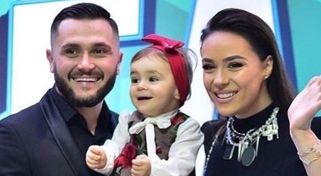 Xhensila ndihet krenare, momenti kur Ajka këndon Despacito-n (Video)