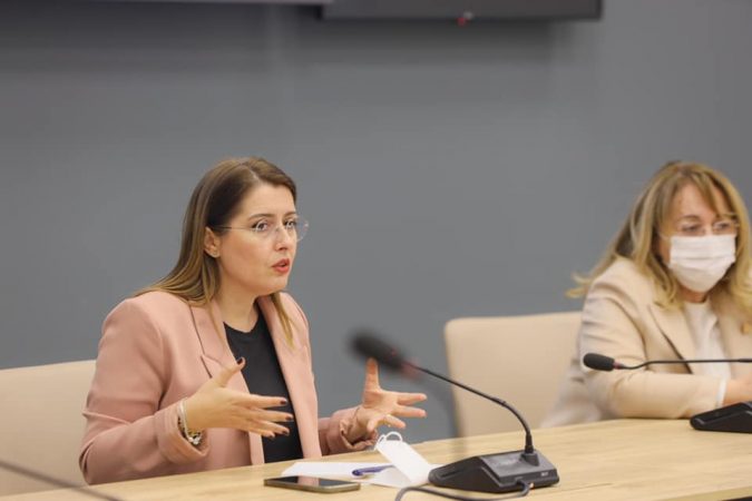 Manastirliu ndan detaje nga takimi me ekspertët e Komitetit Teknik: Aplikimi i dozës përforcuese, domosdoshmëri 271534946 459286365568205 6803541937967431576 n 675x450 1