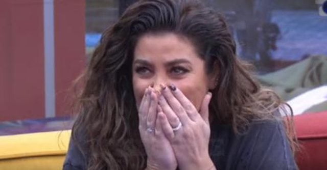 Arjola Demiri shpërthen në lot, merr mesazhin prekës brenda shtëpisë e ‘Big Brother VIP’ 640 0 61d3fa541f498
