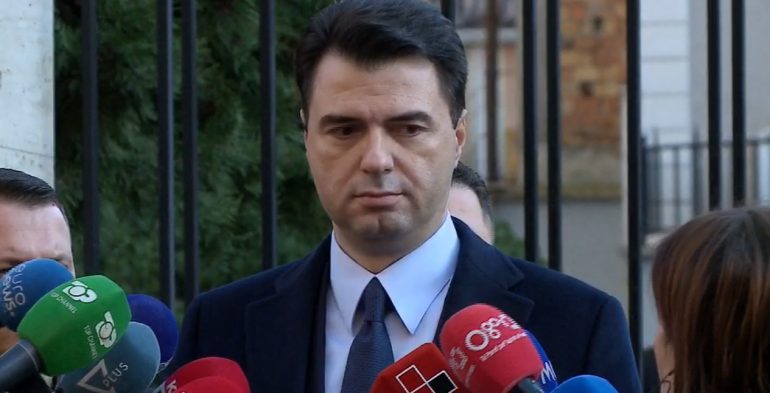 Mbledhja e Këshillit Kombëtar të PD, Basha largon mbështetësit e Berishës nga Vokshi tek Këlliçi Basha 10