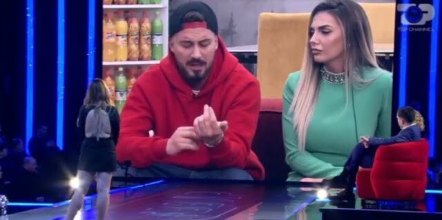 Nëse ke ndonjë shqetësim, telefono Romeon’ porosia e fundit që Donaldi i tha Trixës para se të dilte nga shtëpia e BBV Donaldi 3