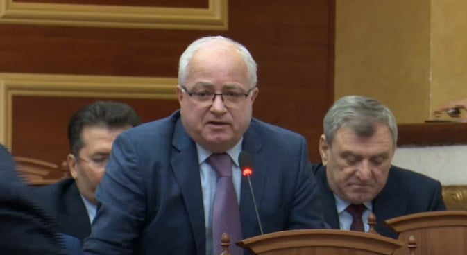 Edmond Spaho ironizon Ballën: Fole në emër të Lulit, s’ia del dot pa ju! Screenshot 4 26