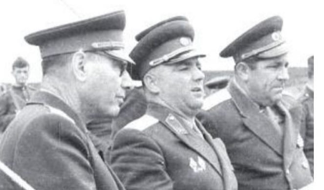 Historia e panjohur e bazës sekrete në Tiranë: Kuajt e Petrit Dumes, shkëlqimi dhe rrënimi i fermës së Lazeretit dume