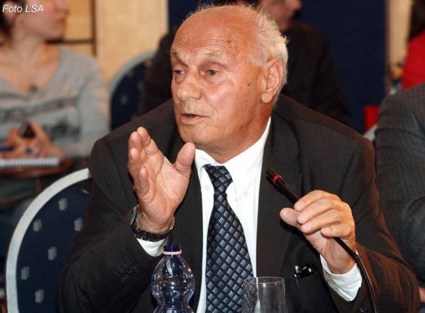Ndahet nga jeta ish-kryetari i të përndjekurve politikë, Kurt Kola kurt kola 611x450 1