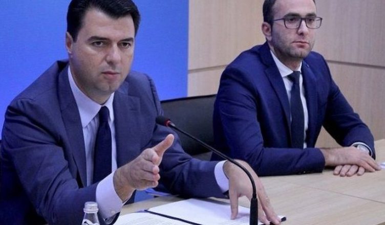 Krerët e degëve i kërkojnë Bashës të dalë bashkë me ta në terren l basha