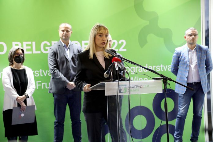 Eksportuesit shqiptarë në panairin Agro Beograd/ Krifca: Lehtësojmë kërkesat e biznesit për rritje të tregtisë rajonale panair 11 696x464 1