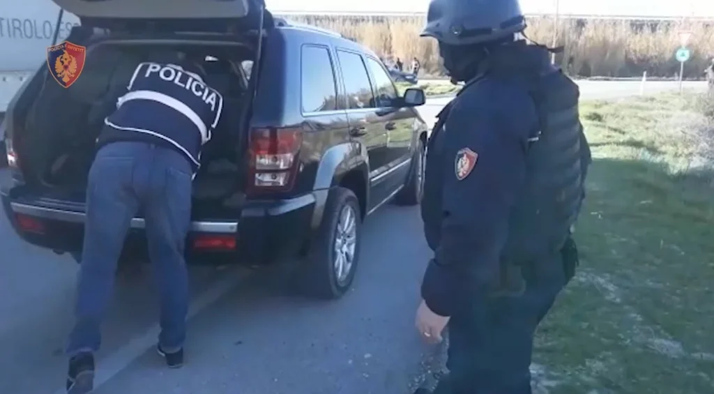 Policia kontrolle blic në të gjithë vendin policia kontrolle.jpg
