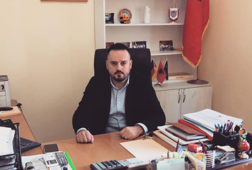 Mbështetësi i Berishës tërhiqet nga gara për Bashkinë e Shkodrës qylybyli