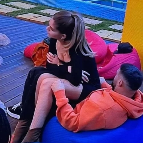 Sarah zbulon me kë e kaloi natën e parë pas daljes nga “Big Brother” 1 sarapajtim5 271424341 749112786049427 8411200633055234783 n