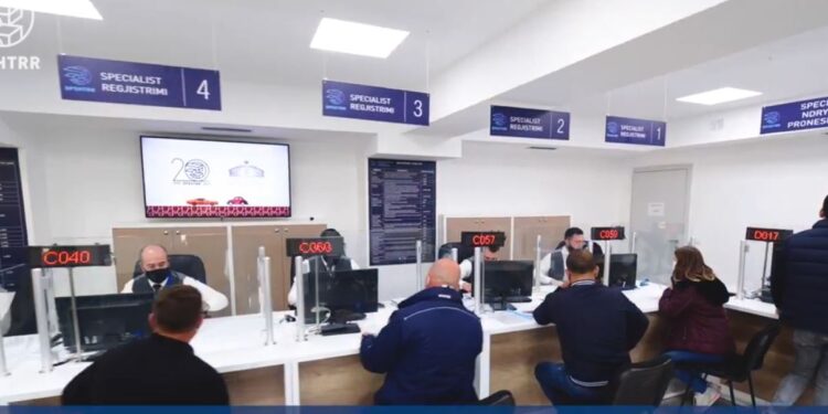 Rama jep lajmin e mirë për regjistrimin e makinave: Nga sot eliminojmë të tjera angari sporteli 750x375 1