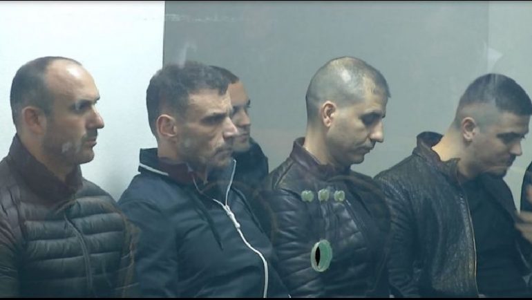 SPAK mbyll hetimet për Shullazin dhe 5 anëtarët e tjerë të bandës 1542123634 emiljanoshullazi 770x434 1