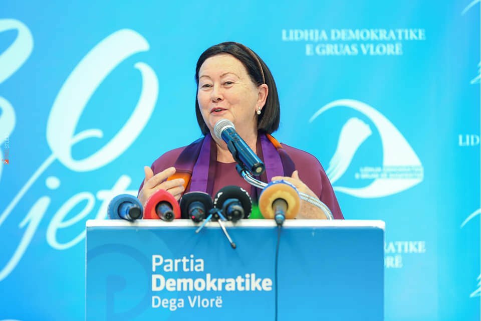 FOTOT / Liri Berisha nis rrugëtimin politik, shfaqet në Lidhjen Demokratike të Gruas 273438067 358985236228238 8009052299650674228 n