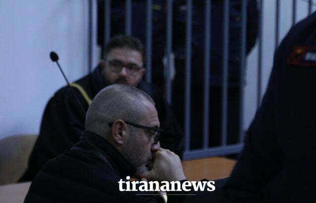 Befasohet Tahiri, momenti kur ish-ministri dënohet me burg (VIDEO) 640 0 61fd56b9a85b8 2