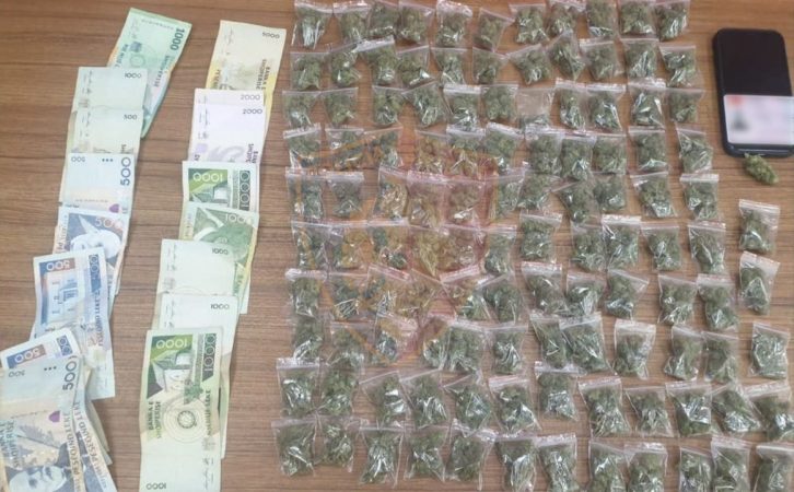 Mbi 100 doza drogë gati për shitje, arrestohet 21-vjeçari në Tiranë 9310aa1a a35a 4eda b666 d0eee33eb3ab 726x450 1