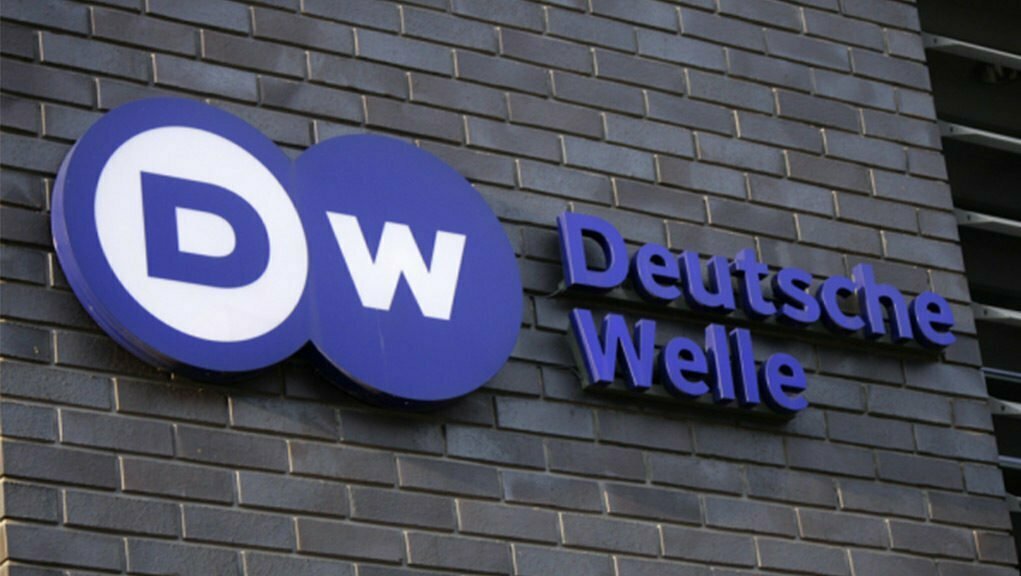 Gjermania: Mbyllja e Deutsche Welle në Rusi tensionon marrëdhëniet tona Deutsche Welle Fernsehensender Horfunk Radio TV Medien Ausland