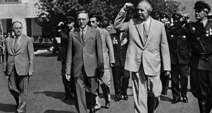 A ishte Mehmet Shehu agjent i amerikanëve? Zbulohet teksti i 1975 në Ambasadën e SHBA-ve në Argjentinë 1 Enver Hoxha Mehmet Shehu