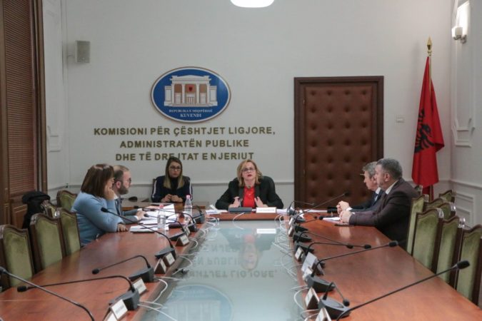 Socialistët i çojnë Parlamentit të njëjtët emra për KLP dhe KLGJ, PD kundër Nenkomisioni per KLGJ dhe KLP 675x450 1