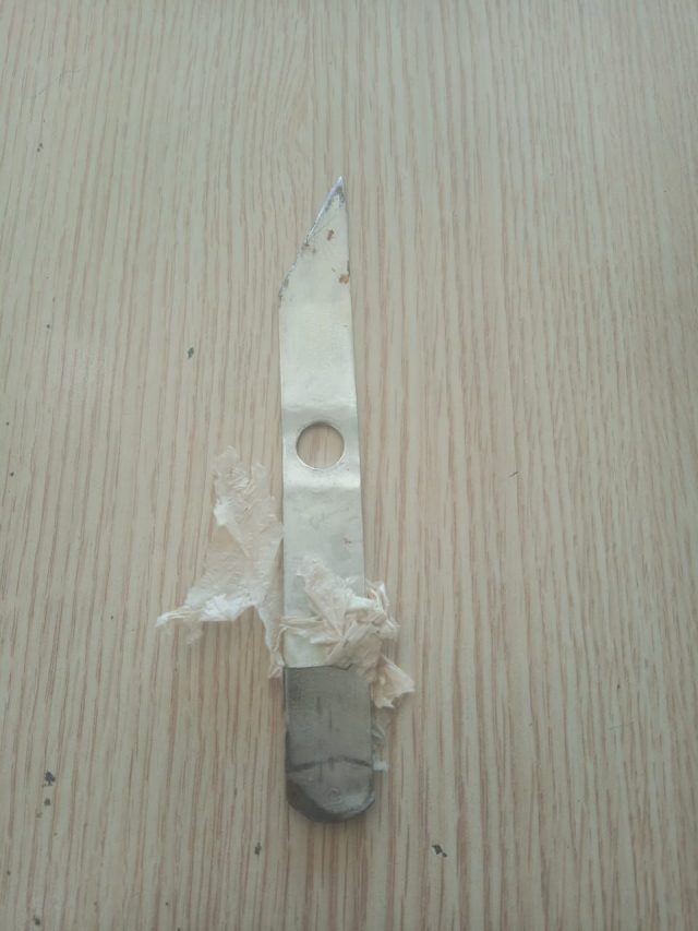 Kontrolle në burgun e Fierit, gjenden thika dhe... 1 WhatsApp Image 2022 02 28 at 11.54.37 640x853 1