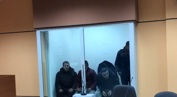 Festat e çmendura në burgje, gjykata e Elbasanit merr vendimin për zyrtarët e arrestuar as