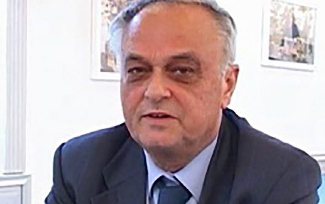 Shkrimtari i njohur në gjendje të rëndë shëndetësore, miku i tij ndan lajmin: Po lufton me vdekjen! bardhyl londo