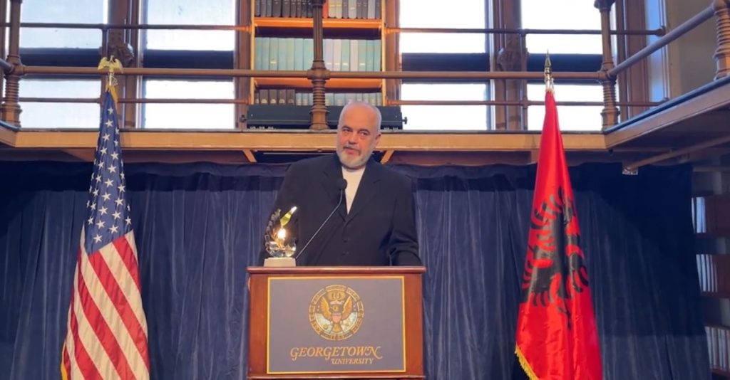 Rama në Universitetin e Georgetown: Krenar që hapëm dyert për afganët edi rama 5 1300x678 1
