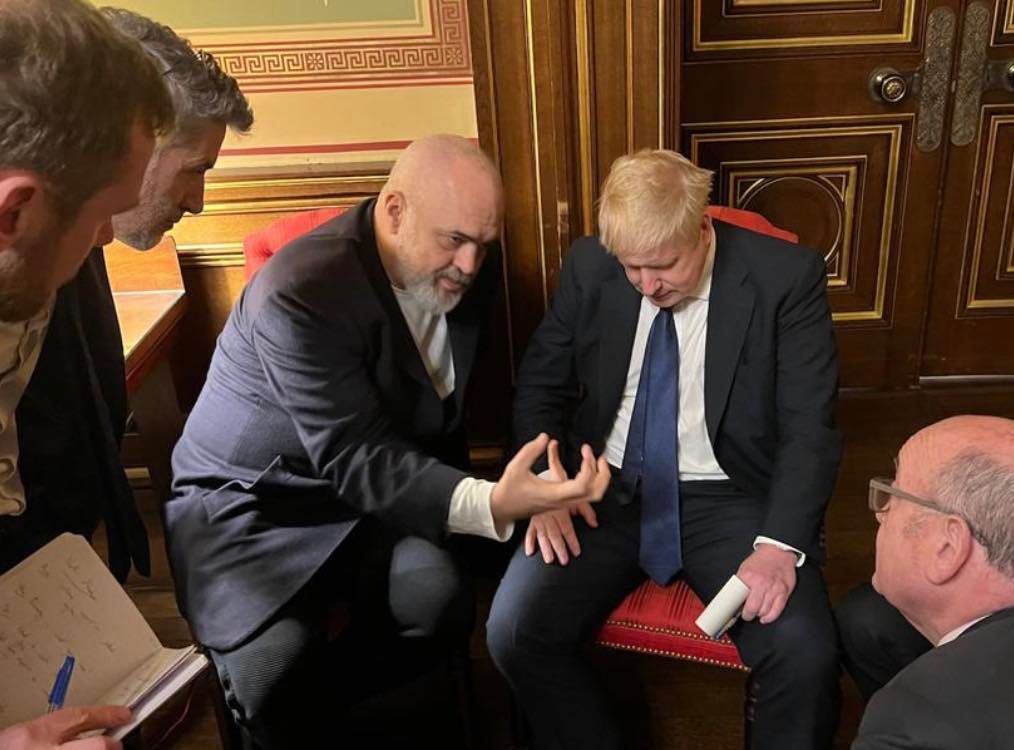 Rama takim me kryeministrin Johnson edi rama johson