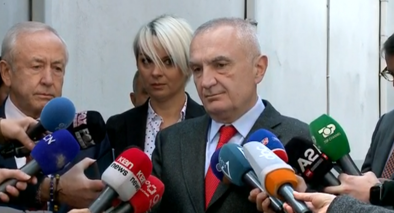 Lufta në Ukrainë, Meta: Palët të gjejnë zgjidhje përmes dialogut ilir meta me ambasadorin ukrainas 770x417 1