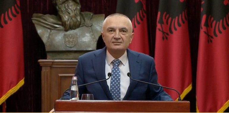 “Jam Ilir Meta o budallenj”/ Presidenti për shkarkimin: Populli i dy marsit aty është… ilir meta6545545 770x381 1