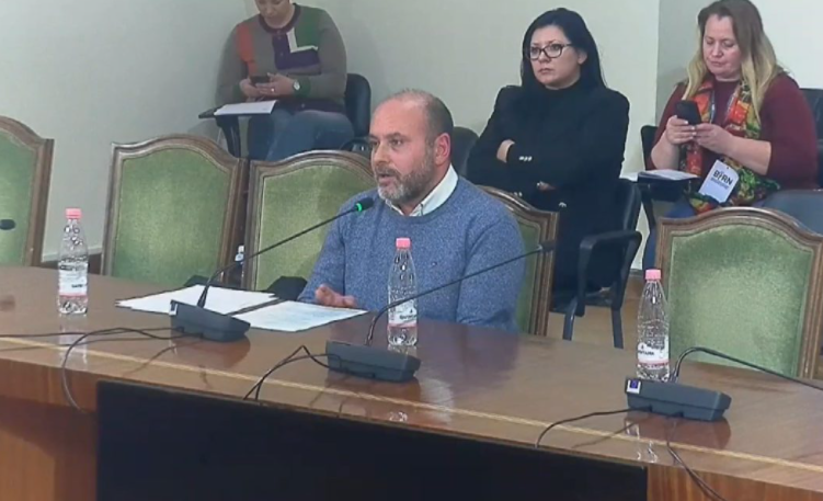 “Më dënoi një gjyqtar kaçurels”, gazetari dëshmon për inceneratorët, deputetët e PS braktisin komisionin: Është i dënuar jetmir olldashi