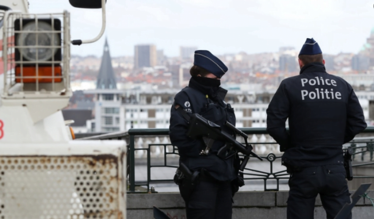 Belgjika arreston 13 persona për terrorizëm policia 2