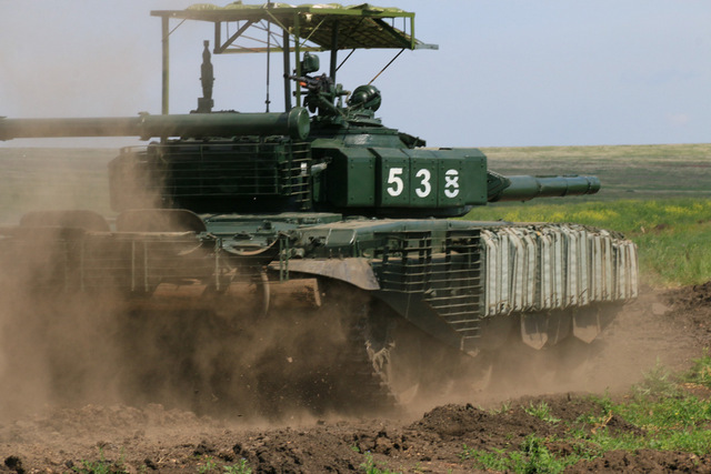 Tmerri i tankeve ruse, cilat janë raketat që po bëjnë “namin” në Ukrainë 2 russkie t 72b3 nakonec zashitili ot byushih v kryshu ptur dzhavelin i spaik k6xya8oq 1624396141.t