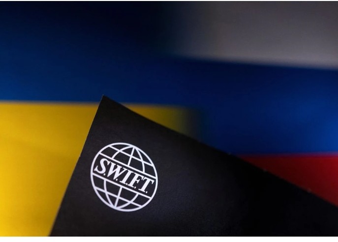 Si e ndikon tregtinë globale përjashtimi i Rusisë nga SWIFT dhe kush e zotëron atë swift1