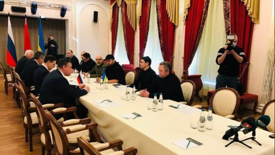 Shtyhen për nesër negociatat mes Rusisë dhe Ukrainës takimi 1