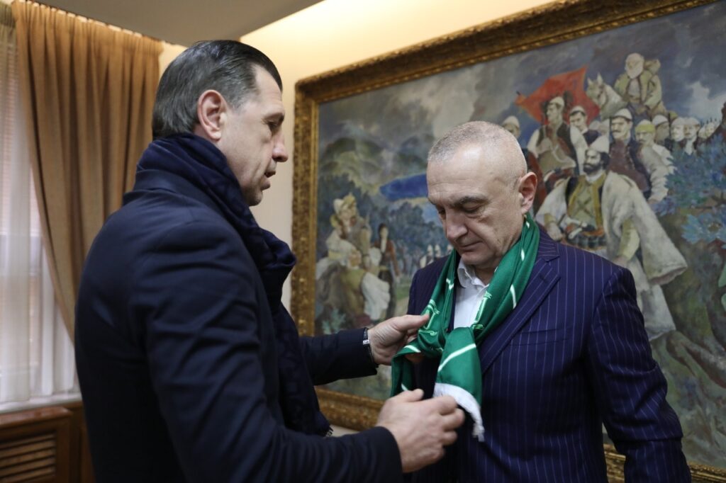 Meta takohet me “armikun” e Armand Dukës vata meta
