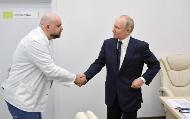 Mediat botërore aludojnë mbi shëndetin e Putinit, barnat që mund të përdorë presidenti rus shkaktojnë… 000 1QA99D 640x400 1