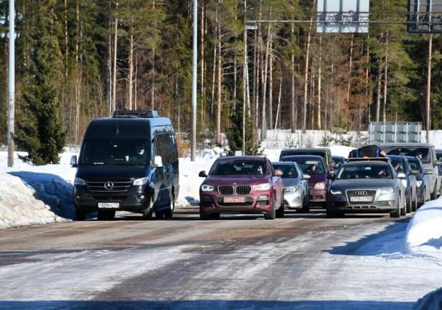 Rusët i frikësohen Putinit, arratisen drejt Finlandës 0132201a 7df9 45a3 9fa2 73a3c1ea52c3