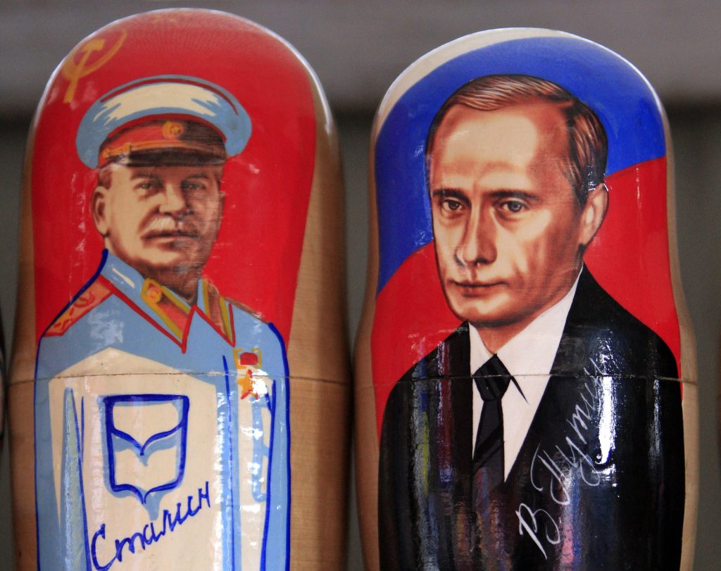 Analiza e “The Times”/ A mund të nxjerrë Putini mësim nga e shkuara apo është më i paprekur se sa ishte Stalini? 09 14 putin stalin