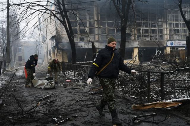 “Në Mariupol po kryhet gjenocid”, Ukraina raporton për 20 mijë civilë të vrarë 123480886 gettyimages 1238868832