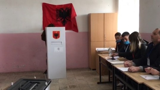 Dibër, shpallet në kërkim një 40-vjeçar që goditi komisionerin 1646550617 diebr