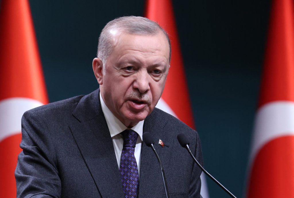 Erdogan: Rusia e Ukraina mund të arrijnë një marrëveshje për 4 nga 6 pikat e negociatave 193116