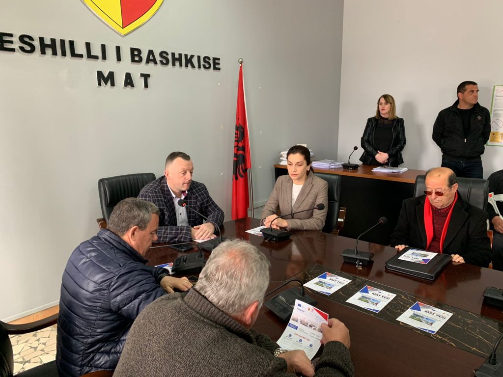 Nis puna për Qendrën e formimit profesional në Mat, kryebashkiaku Malaj: Mundësi për të rinjtë dhe të rejat të marrin një profesion 2 1a46db70 51fd 4081 928a 06e5c2f03548