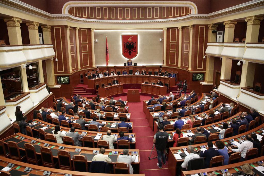 Nis seanca plenare, PD: Të diskutohet propozimi ynë për bordin e Bankës së Shqipërisë! PS pranon 2019070415012265733391 335042924083252 9171071597321125888 n