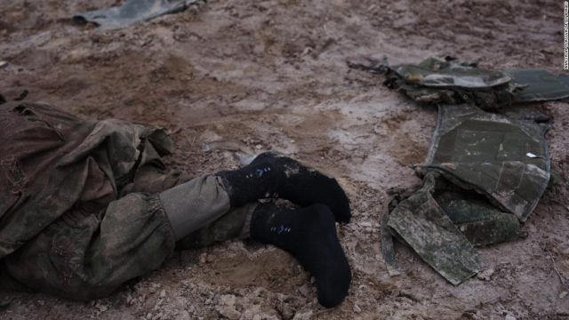 Trupat e vdekur të ushtarëve rusë mbushin tokën ukrainase 1 220323123706 03 russian soldiers deaths super 169 640x360 1