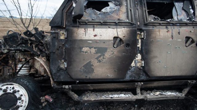 Trupat e vdekur të ushtarëve rusë mbushin tokën ukrainase 220323123737 04 russian soldiers deaths super 169 640x360 1