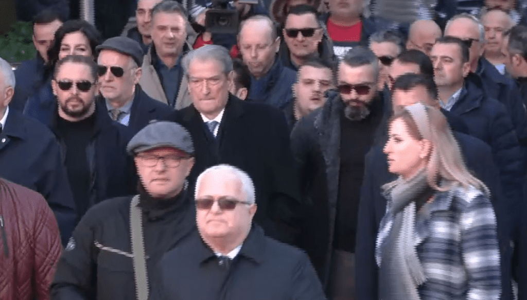 Grupimi i Berishës del me një deklaratë pas zhvillimeve të fundit në PD 266624984 246369590919765 5867403638728248173 n 1 1024x583 1