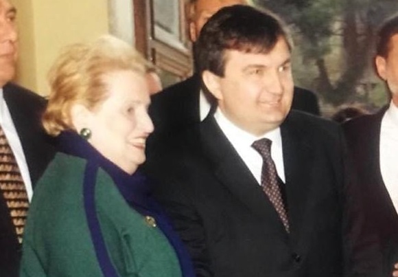 Presidenti Meta kujton takimet me Madeleine Albright në vitin 2000 277223534 515844996577407 5548653644762591386 n