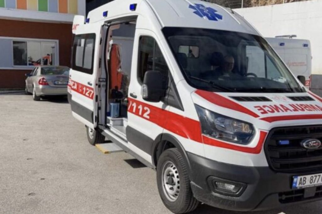 Tragjike në Mallakastër/ Traktori e zë poshtë, humb jetën fermeri 43477462 695B 43BD 81F1 F451321D36BA large