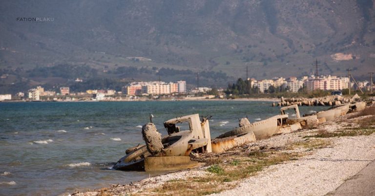 FOTOT/ Të shohësh Shqipërinë nga bunkerët, rrëfimi i Alfred Moisiut 5 5 1