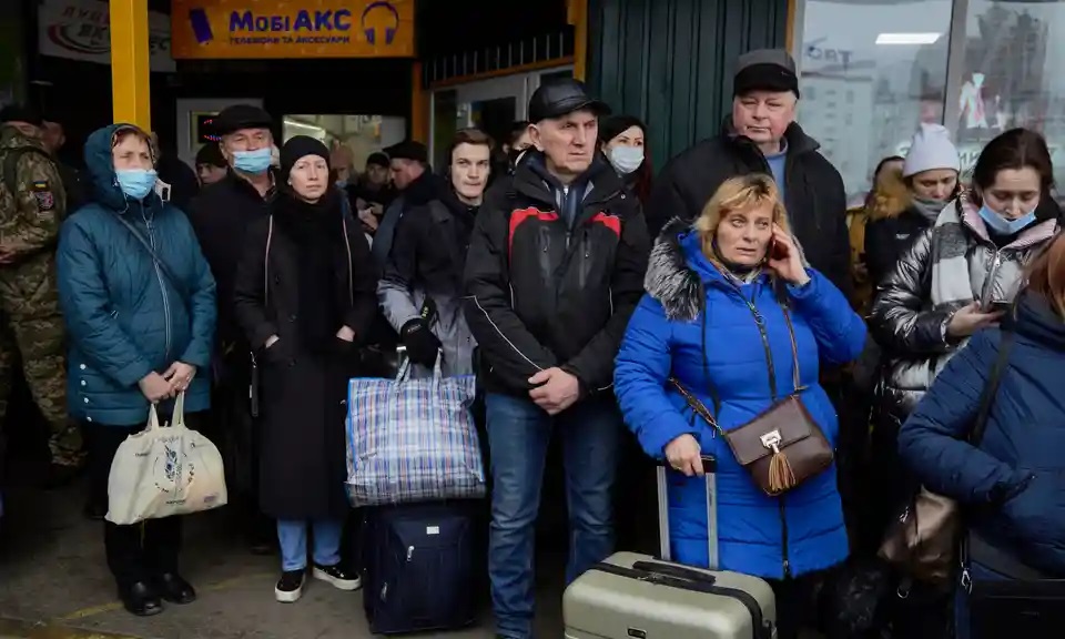 Nuk pranonte refugjatë, cili është vendi që hoqi dorë nga rregulli për emigrantët ukrainas 5565